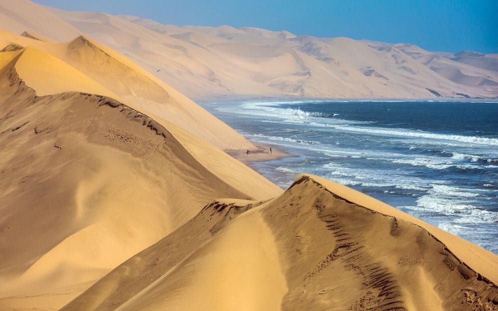 sandwich harbour namibia swakopmund