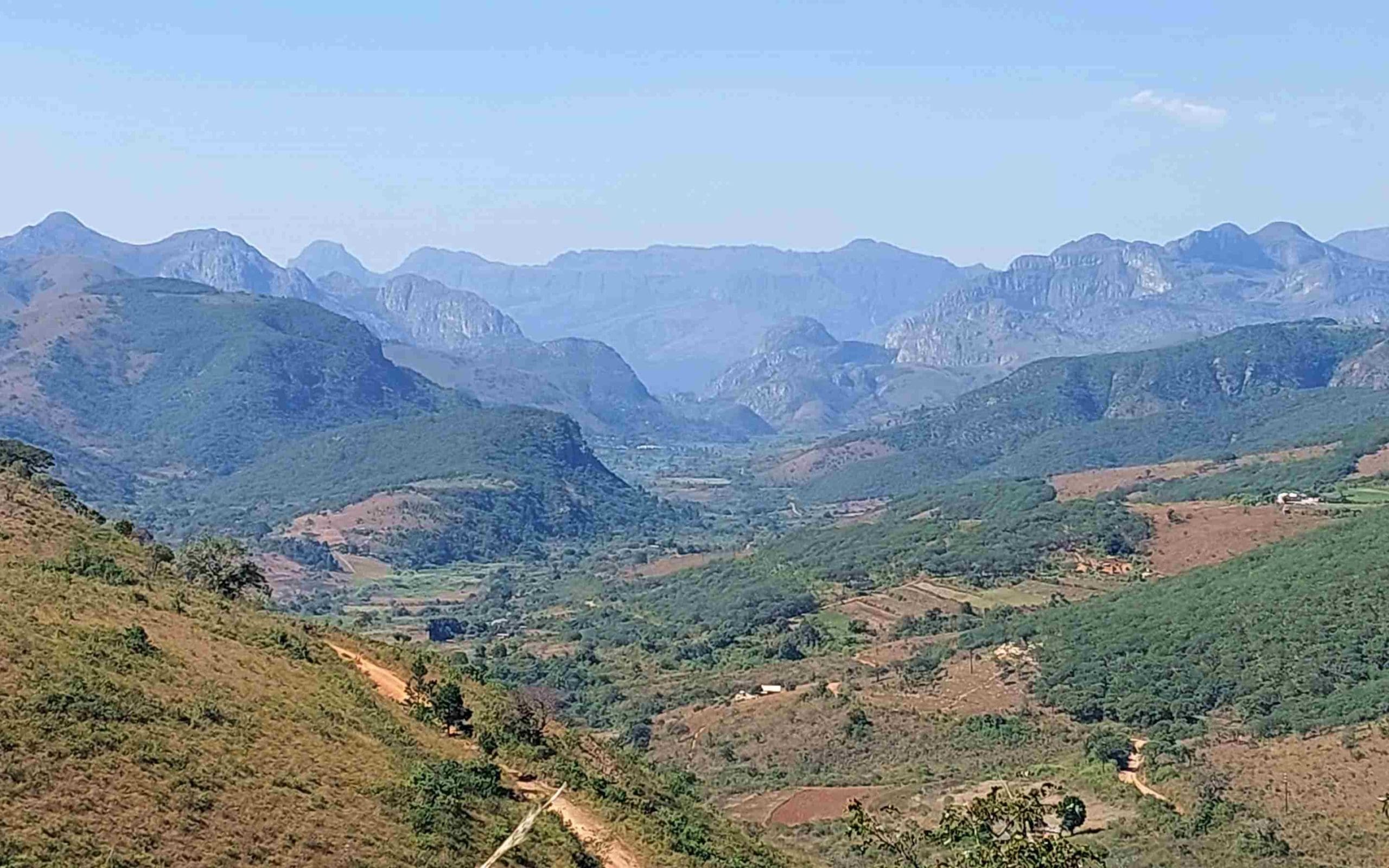 cashel road view chimanimani zimbabwe